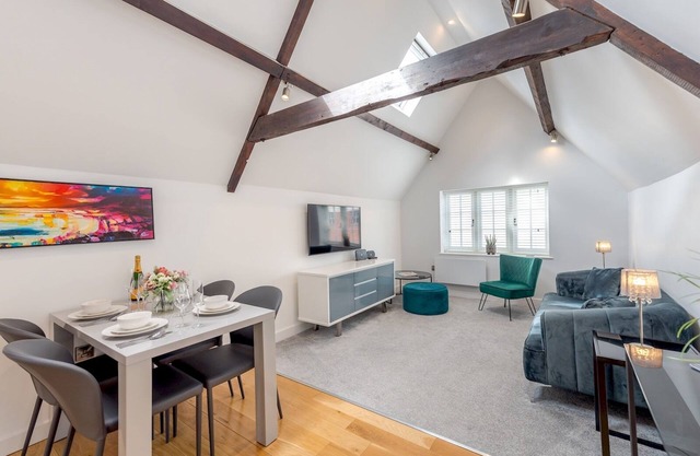 Pass the Keys | 40C 2 bed Celosia Beautiful Town Centre Apartment