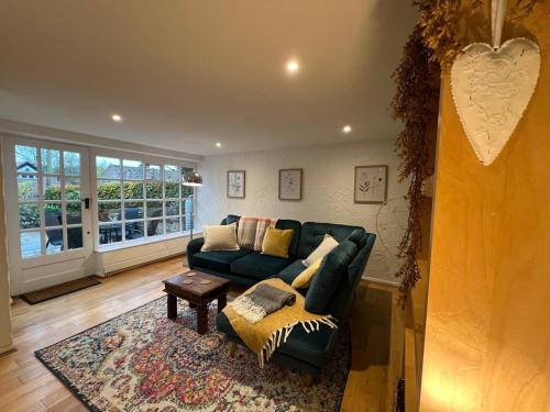 Pass the Keys Dene Cottage - Perfect Location for 8 & Pets