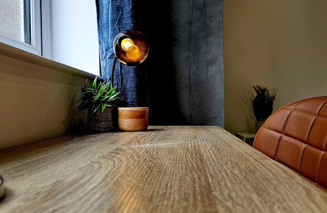 Pass the Keys | Flat 3 · Stylish Modern Apt with Patio