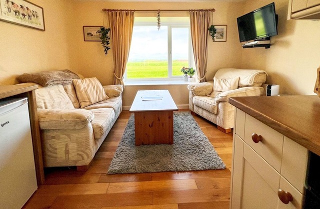 Pass the Keys | 5 Moor Farm - Idyllic rural retreat with one bedroom and parking