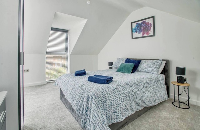 Pass the Keys | Motherby 6 · Town House with Free Parking