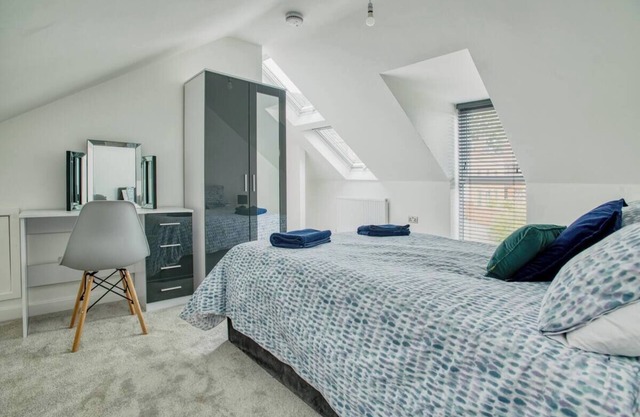 Pass the Keys | Motherby 4 · Town House in Central Lincoln