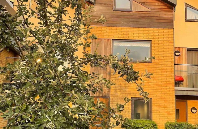 Pass the Keys | Stunning townhouse, in uphill historic Lincoln