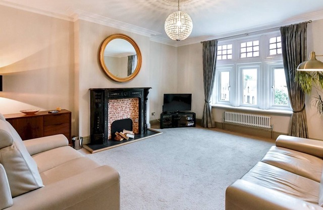 Pass the Keys | Stunning 2 bedroom apartment in Uplands