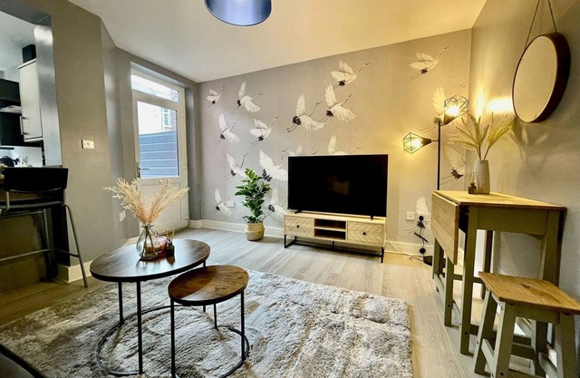 Pass the Keys | Stylish Hidden Gem near Media City