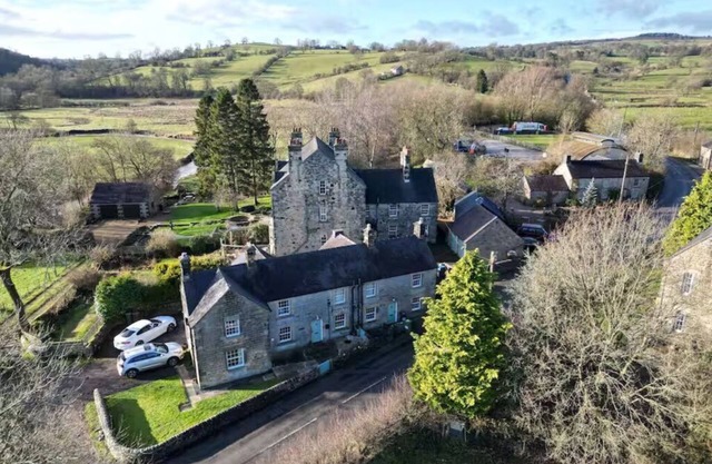Pass the Keys | The Old Shop Cosy Cottage for 6 & Furry Friends