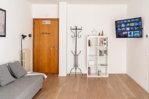 Passignano Lake Apartment