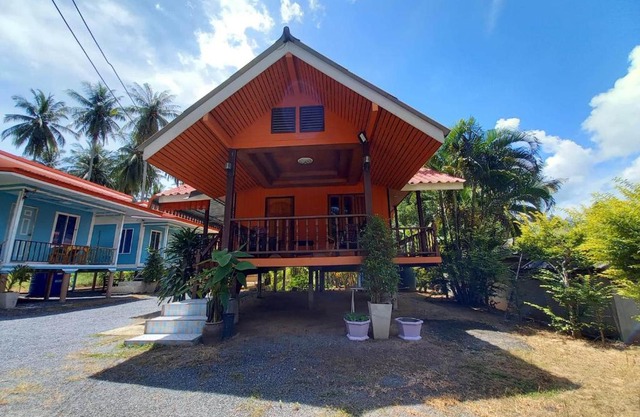 Patcharin Homestay
