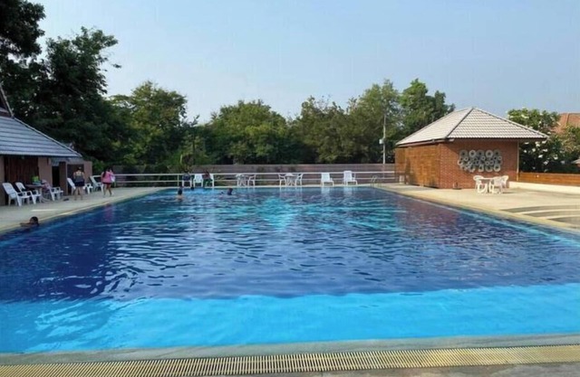 Patio/BBQ Oasis/Park/Gym/Pool Table/Golf Course