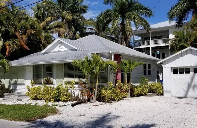 Paul Taylor Home of the Cortez Vacation Rental Property