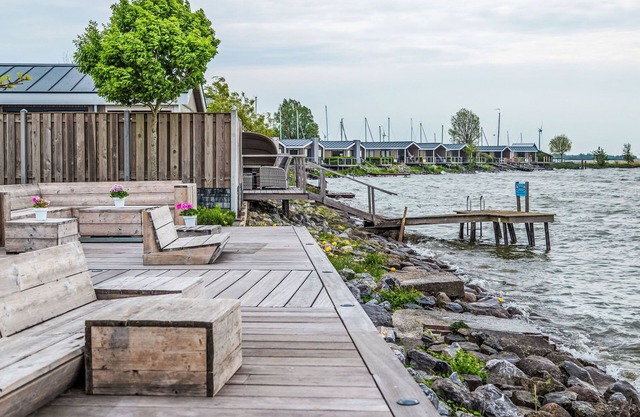 Pavilion 5 by Interhome