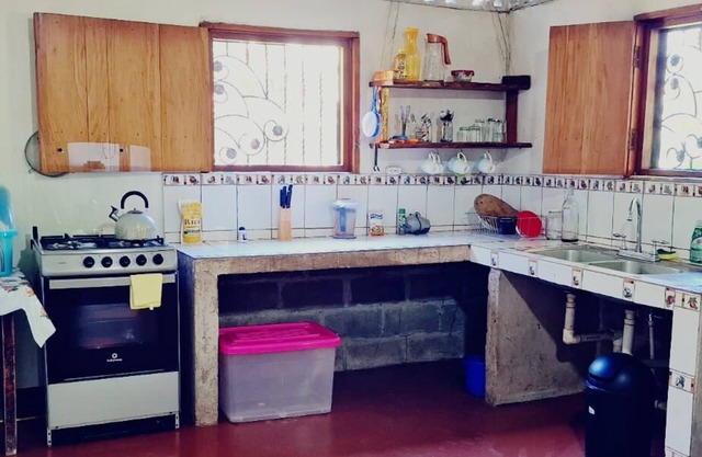 Peaceful 2-bedroom house with comfortable beds and WiFi