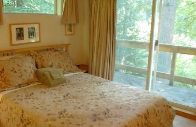 Peaceful 5BR Relaxing House! W/ Hot Tub, Free WiFi