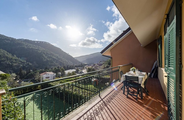 Peaceful Apartment In Deiva Marina, Deiva Marina, Italy