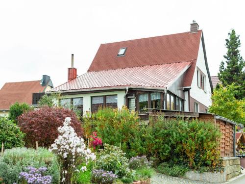Peaceful Apartment in Lichtenhain with Private Terrace