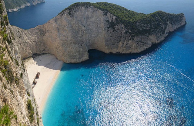 Peaceful, comfortable, holiday home near to Kalamaki, Lagana & Zakynthos town