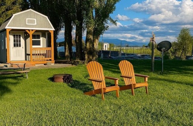 Peaceful Farm Escape | Cozy + Hot Tub