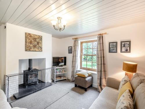 Peaceful Farmhouse - Uk44787