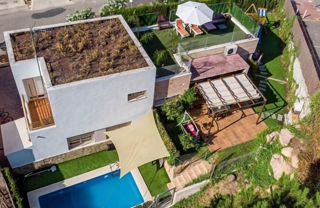 Peaceful holiday home in Cordoba with garden