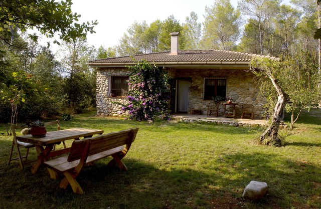 Peaceful holiday home without noise or neigbours. Private swimming pool