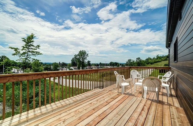 Peaceful House 10 minutes to ottawa and Excellent location
