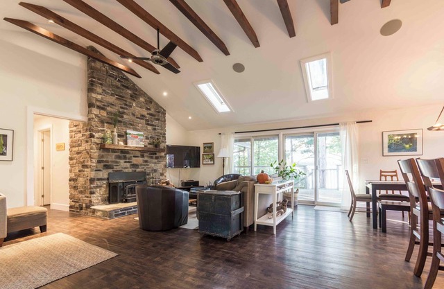 Peaceful Lakefront House in the Heart of Prince Edward County