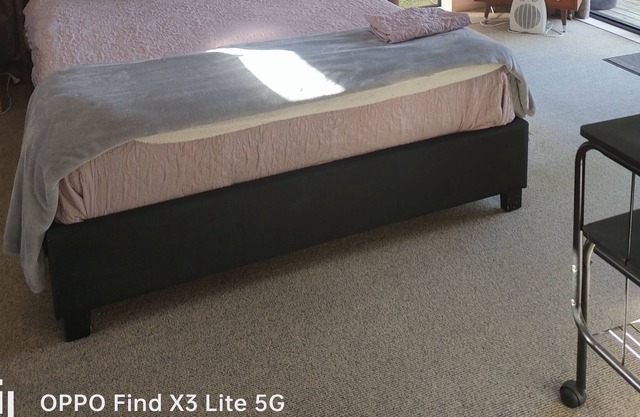 Peaceful Large Room + Ensuite with Free Wifi