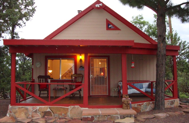 Peaceful Mountain Get-Away