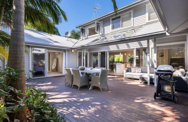 Peaceful Papamoa Retreat with spa pool