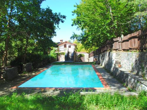 Peaceful Retreat with Pool