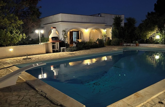 Peaceful villa with private pool in 1 hectare of gated land - car essential