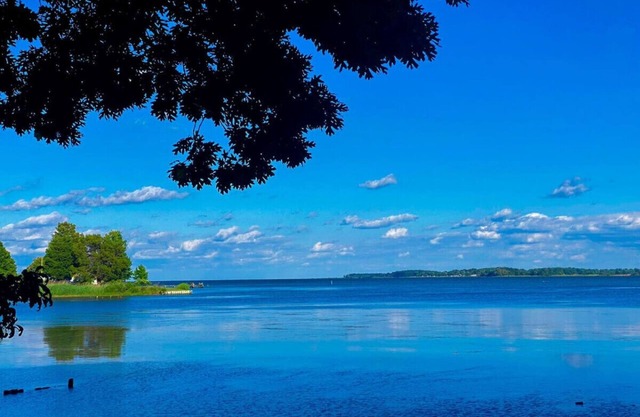 Peaceful Waterfront 3 BR/2BA