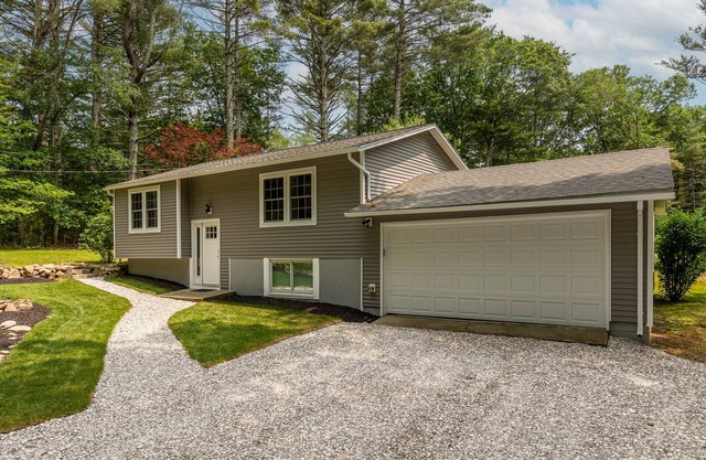 Peaceful Wooded Retreat Near Beaches, Trails & More!