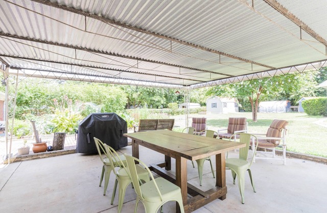 Peachtree Hideaway: 20% off thru Nov!