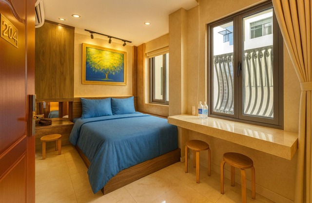 Peanuts Home - Central HCM, 5 mins to Bui Vien | Full Kitchenette & Free Laundry