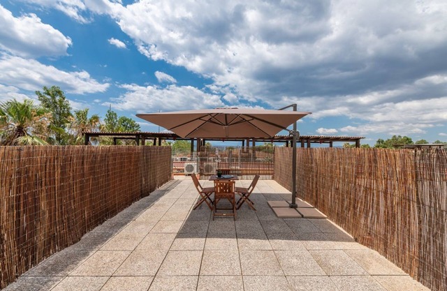 Pearl Coast Apartment
