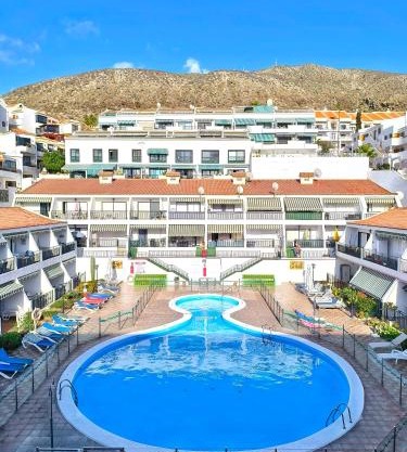 PEARL Los Cristianos - pool, fibre net, tv channels, calm atmosphere