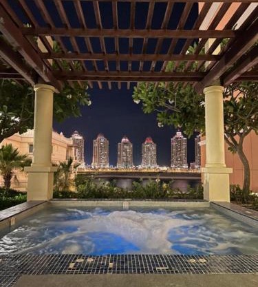 Pearl of Viva Bahriya luxury studio