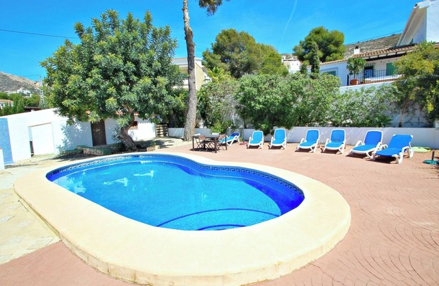 Pedro 6 - holiday home with pool in El Portet