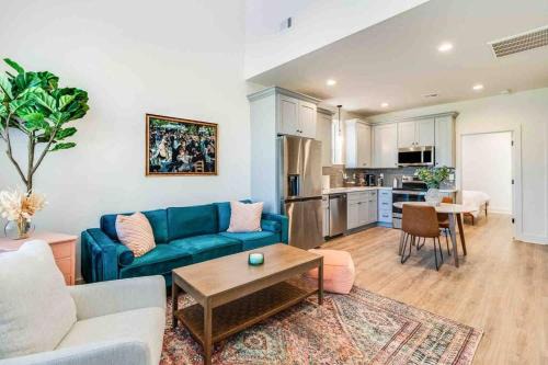 Pelican house*King bed*Fast WiFi*Book now