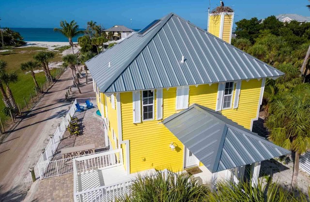 PELICAN PERCH - Unobstructed Views, Private Pool, Golf Cart -Wow!