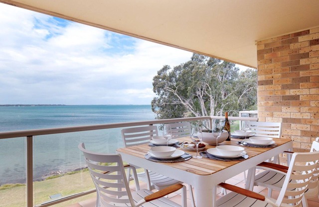 Pelican Sands, 3/83 Soldiers Point Rd - stunning waterfront unit, magical views & air conditioning