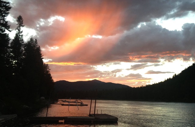 Pend Oreille river cabin +