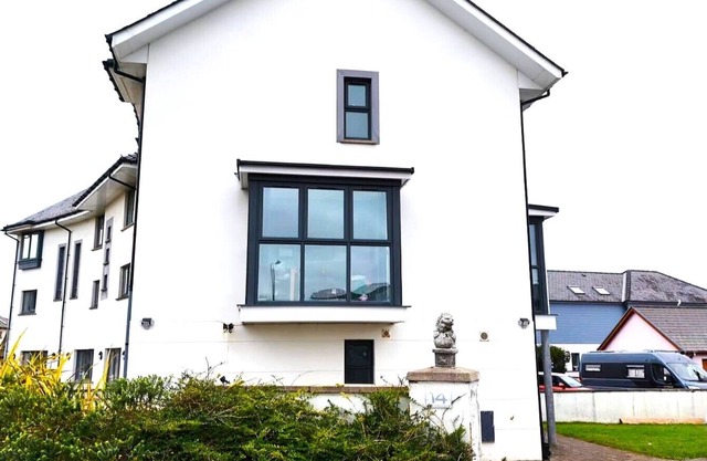 Penfro sea view- 3 bedrooms available
