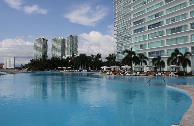 Peninsula- Puerto Vallarta- Oceanfront Paradise 3 Bdrm from $999/week