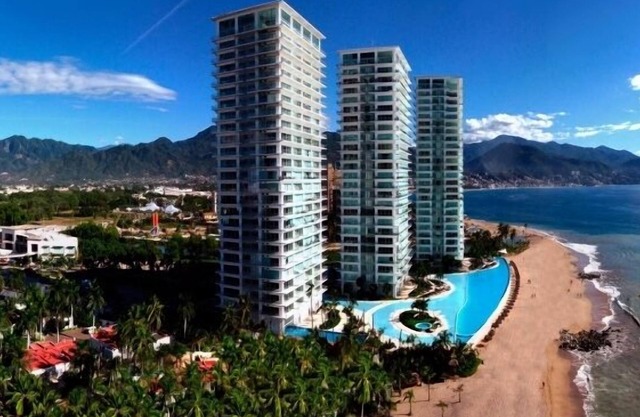 Peninsula Vallarta-Luxurious/Huge Oceanfront Condo w/Spectacular View