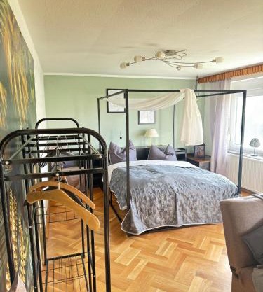 Pension FAULPELZ - Budget Apartment mit Küche, Badewanne
