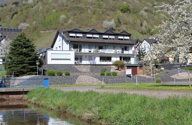 Pension Mosella , Wohnung mit Balkon und Moselblick