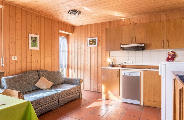 'Pension Sonia Apartment 105' with Mountain View, Garden & Wi-Fi