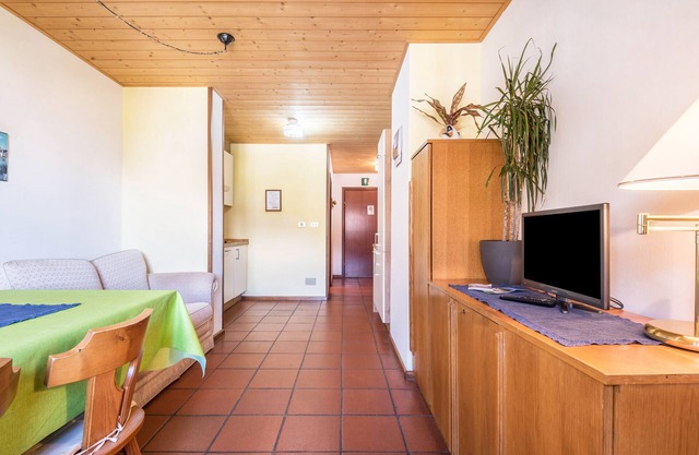 'Pension Sonia Apartment 104' with Mountain View, Garden & Wi-Fi